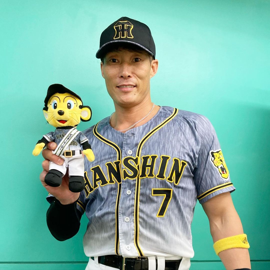 Hanshin Tigers 今日のヒーローは 5回満塁のチャンス 走者一掃のタイムリーツーベースヒットで追加点をあげてくれました糸井選手 最高です 糸井嘉男 選手 ナイスバッティング Npb Hub Hanshin Tigers 今日のヒーローは 5回満塁のチャンス 走者一掃のタイムリーツーベースヒットで追加点をあげてくれました糸井選手 最高です 糸井嘉男 選手 ナイスバッティング Npb Hub