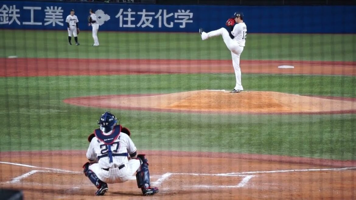 2022/10/29(土) 投球練習(8回表) 石山泰稚(東京ヤクルトスワローズ)