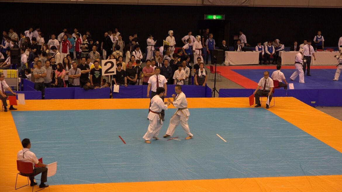 48-49. 下拂 大仁 vs. 海老原 聖人