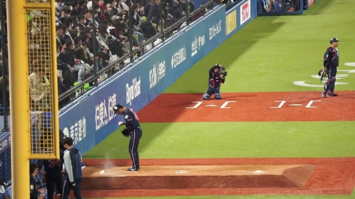 2023/4/12(水) ブルペン投球(8回表) 山本大貴(東京ヤクルトスワローズ)