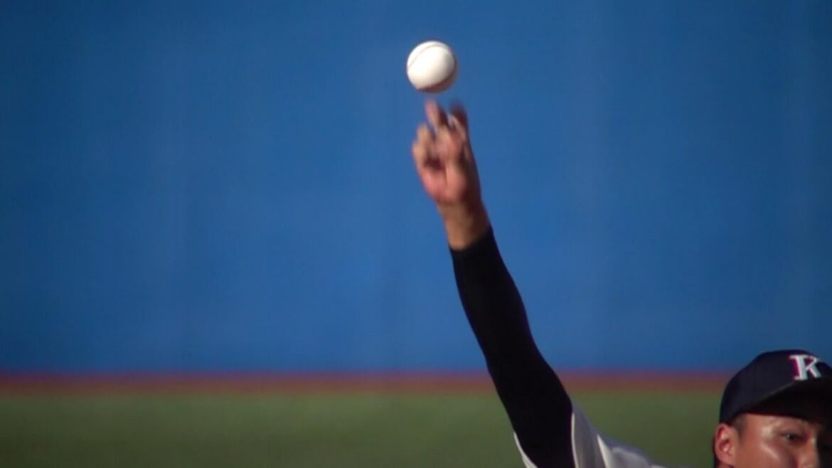 横山楓の球質分析&投球シーン