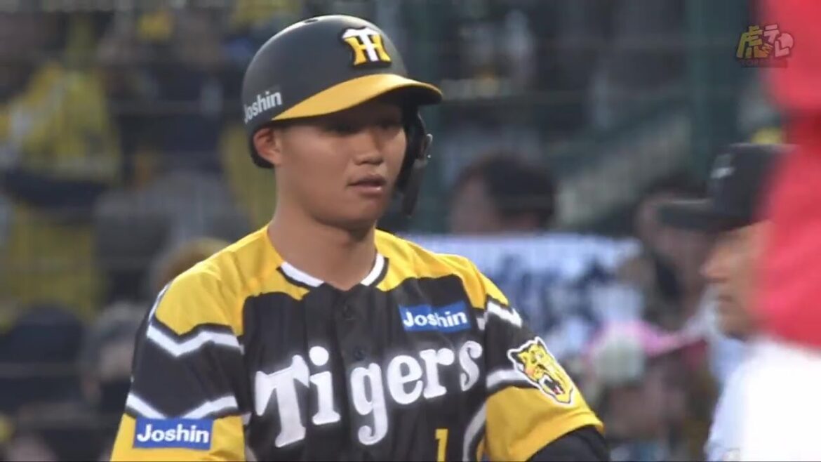 Hanshin-Tigers: 【7戦連続H】1回裏、#森下翔太 選手が先制のタイムリーヒット!4試合連続の3番起用に応える!【2023/7/28T-C】