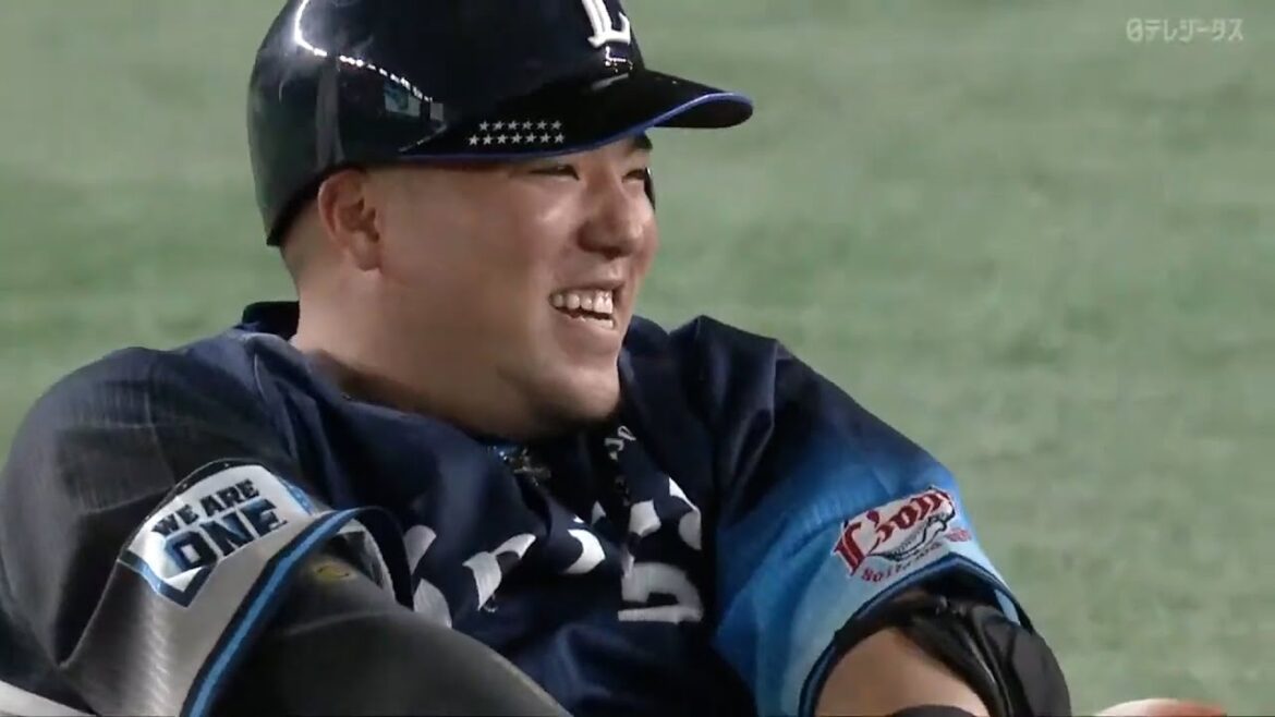 新人岡田の強肩で魅せる