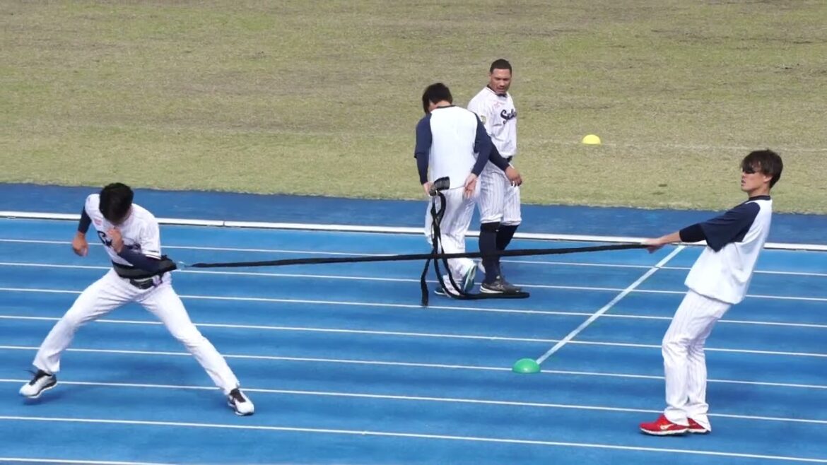 2023/2/21(火) ウェートトレーニング 大西広樹、長谷川宙輝、竹山日向(東京ヤクルトスワローズ) その1