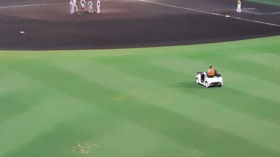 甲子園 登板の高梨にブーイングを浴びせる阪神ファン