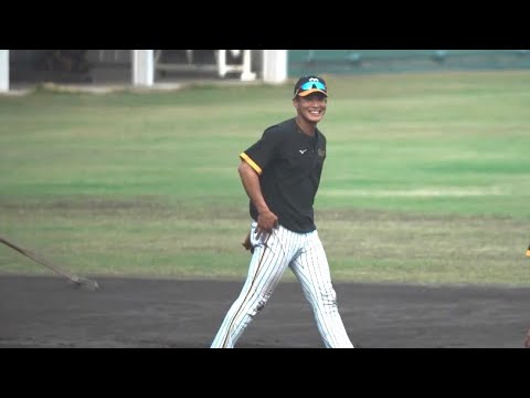 【阪神】木浪聖也、表情が豊かすぎる遊撃の送球練習!笑顔が可愛い!