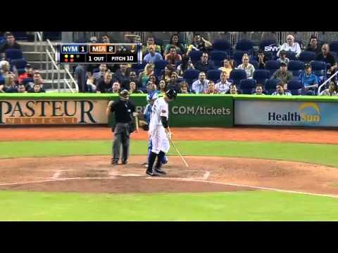 2012/09/01 Acosta fans the side 2012/09/01 Acosta fans the side