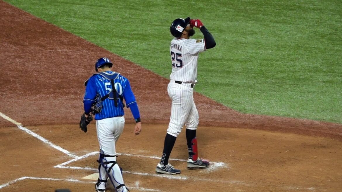 最終回、一矢報いるサンタナのホームラン！第12号 2023/08/17 東京ヤクルトスワローズ