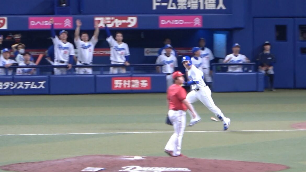 1点を追う延長10回、石川昂弥が起死回生の同点ホームラン！！ (2023/08/13)