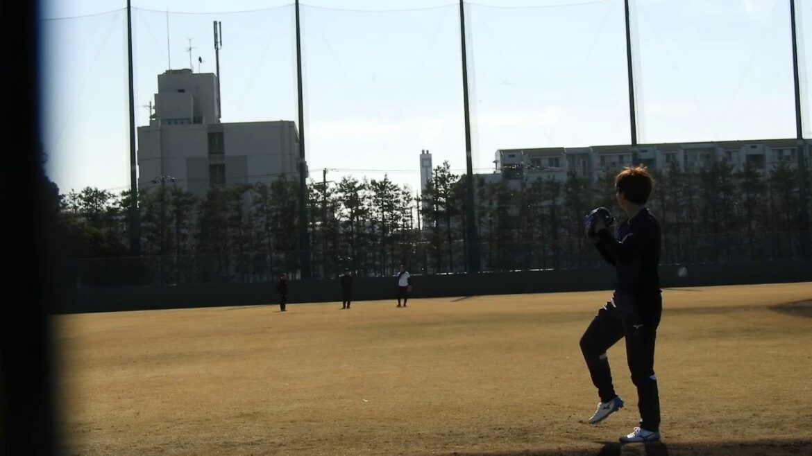 19.1.17　内-松永キャッチボール　ロッテ浦和