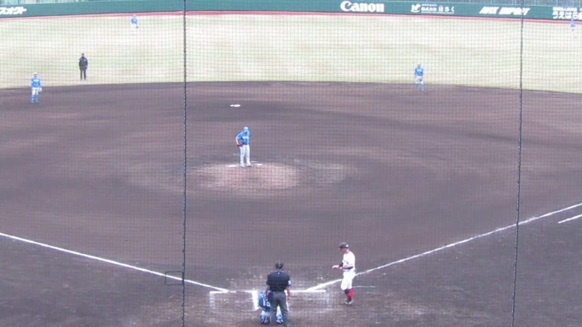 ジャイアンツ平間隼人をセカンドゴロにファイターズ福田俊 (2軍  読売ジャイアンツ 対 日本ハムファイターズ2022/3/30）