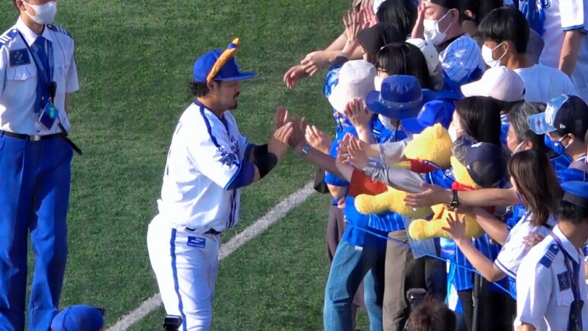 プーさんとハイタッチするカチューシャ付けた宮﨑敏郎がキュートすぎる！2023/05/04 横浜DeNAベイスターズ