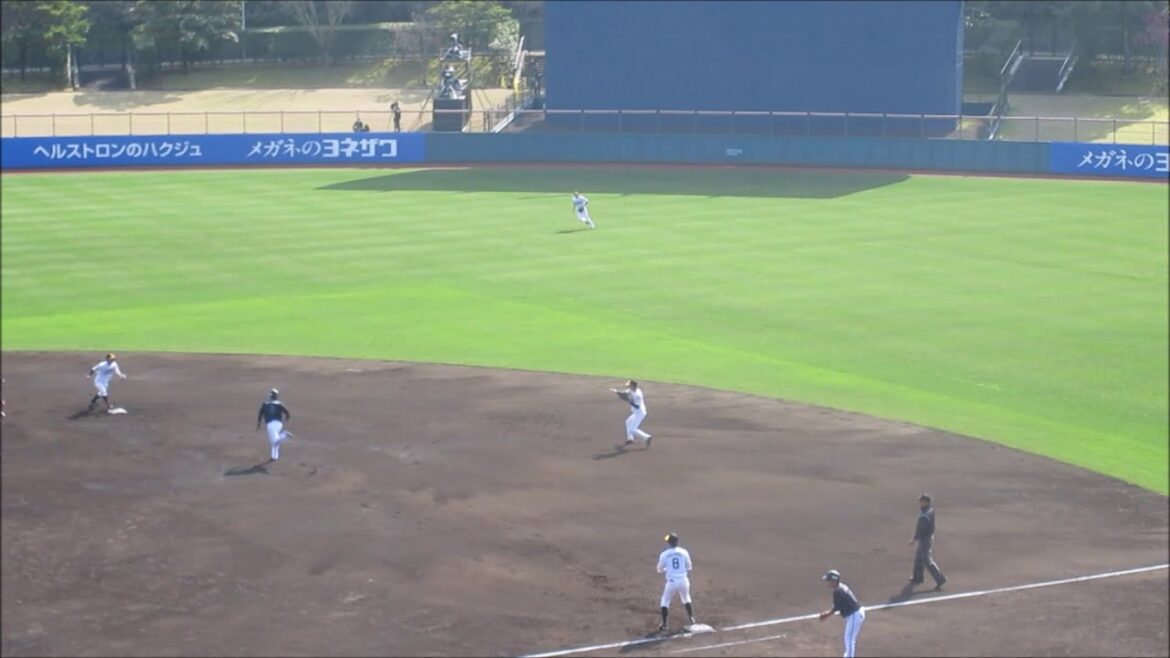 二保旭投手、6回表のピッチング、藤原恭大選手のタイムリーヒットをライト・柳町達選手が小さなエラー + セカンド・川瀬晃選手がダブルプレーチャンスの打球を悪送球、もあり3失点