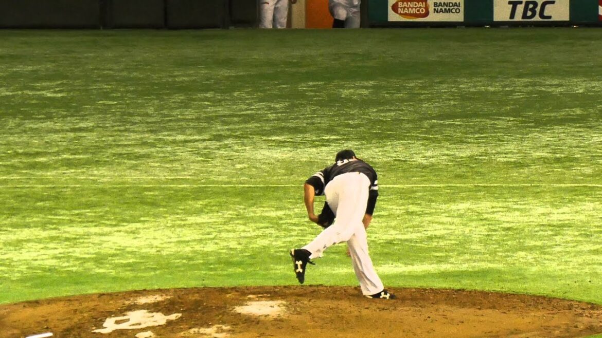 福岡ソフトバンクホークス デニス・サファテ 投球フォーム（スローモーション）