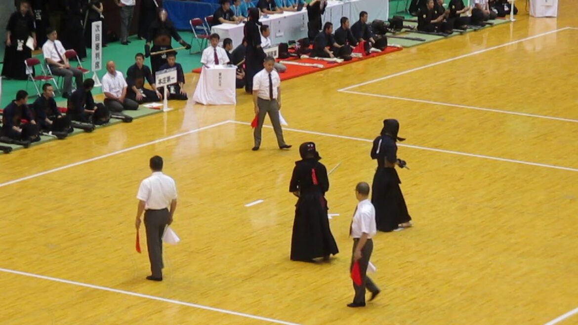 #82【男子予選リーグ】高知×本庄第一1/2【H29第64回全国高校剣道大会】1東野×山本 2木下×新井 3永野×井田 #82【男子予選リーグ】高知×本庄第一1/2【H29第64回全国高校剣道大会】1東野×山本 2木下×新井 3永野×井田