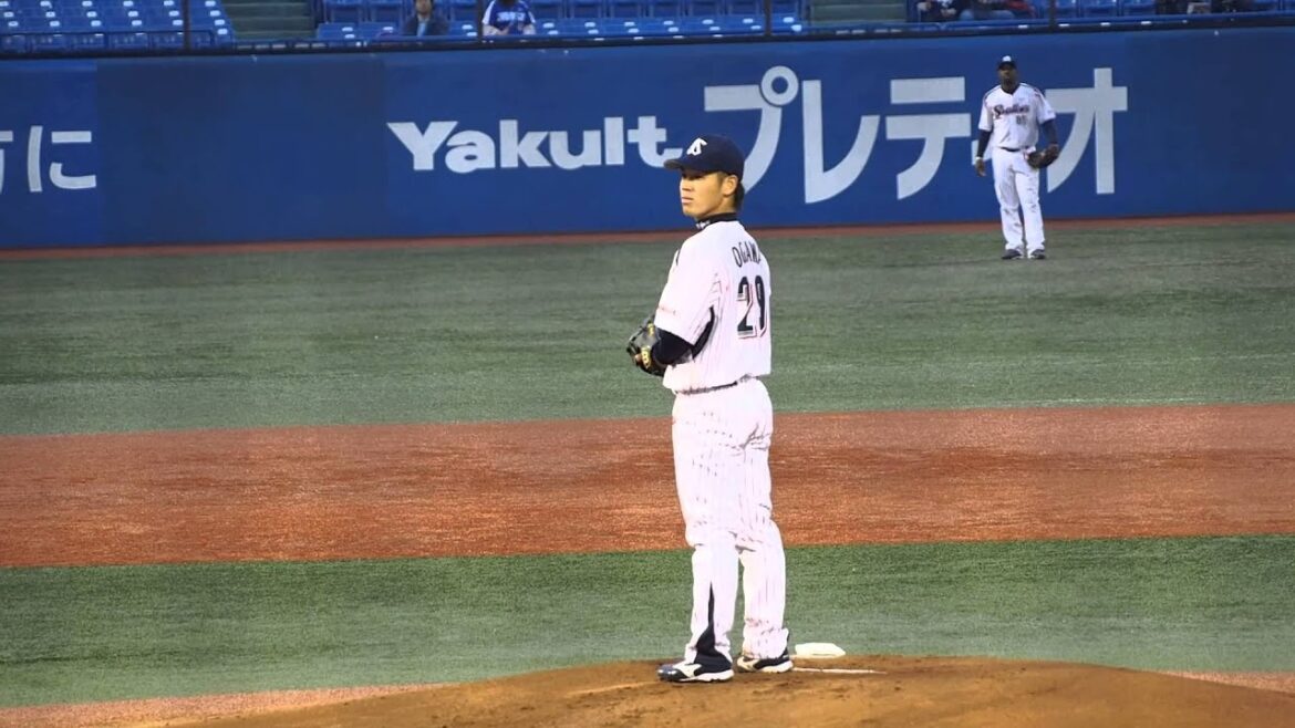 4月17日小川泰弘投手、神宮初登板　初回、先頭打者への投球