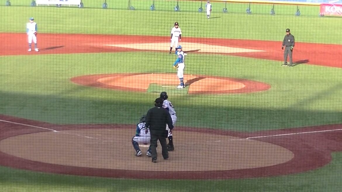 ジャイアンツジュニア　一死一塁　高田 瑛斗くん　代走青木くん盗塁決めてタイムリー三塁打【NPBジュニアトーナメント 日本ハムジュニア対 読売ジャイアンツジュニア2023年12月27日】