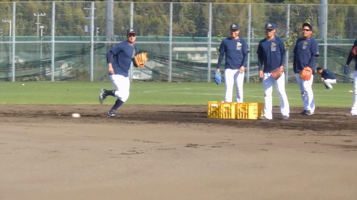 2018.11.14　投手陣ノック（山本・澤田・東明・松葉・K-鈴木）　その２