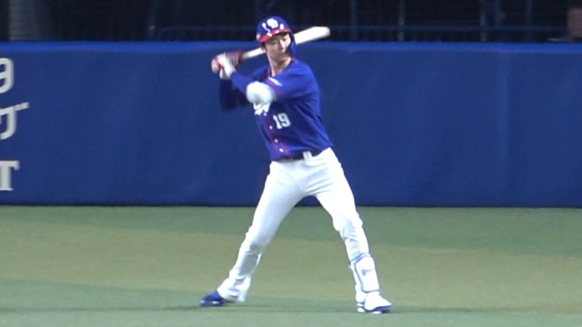 打席への向かい方が可愛すぎる髙橋宏斗（笑）#shorts   (2023/04/22)