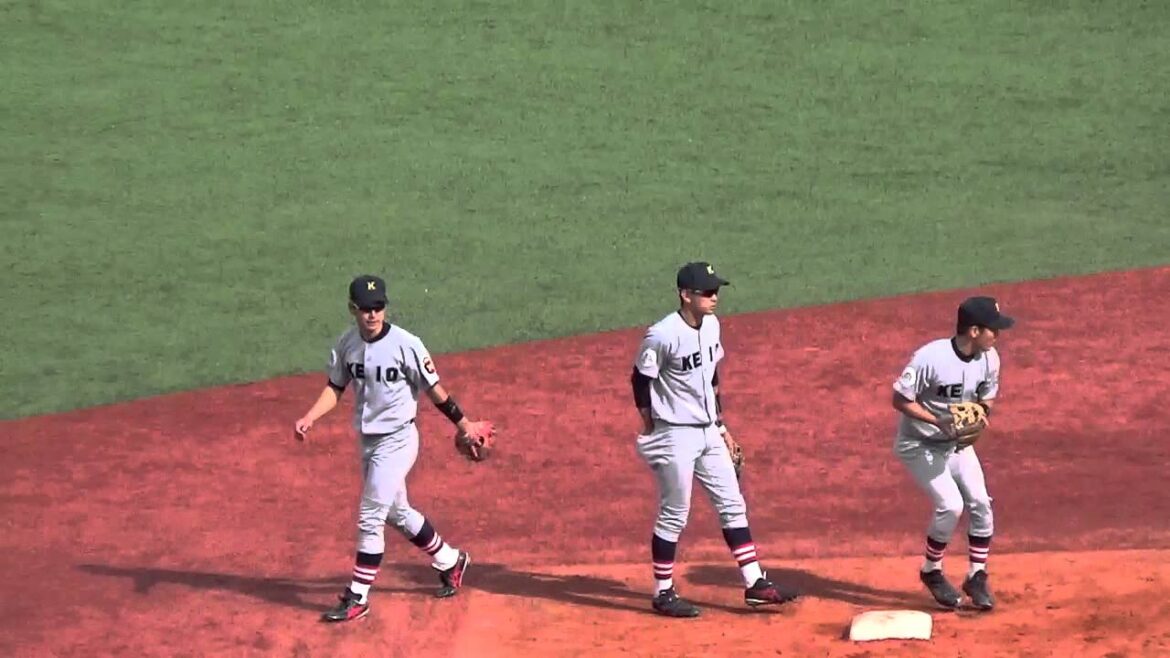 【巨人ドラフト指名】慶大・山本　泰寛の守備練習　【慶大ＶＳ早大２回戦】