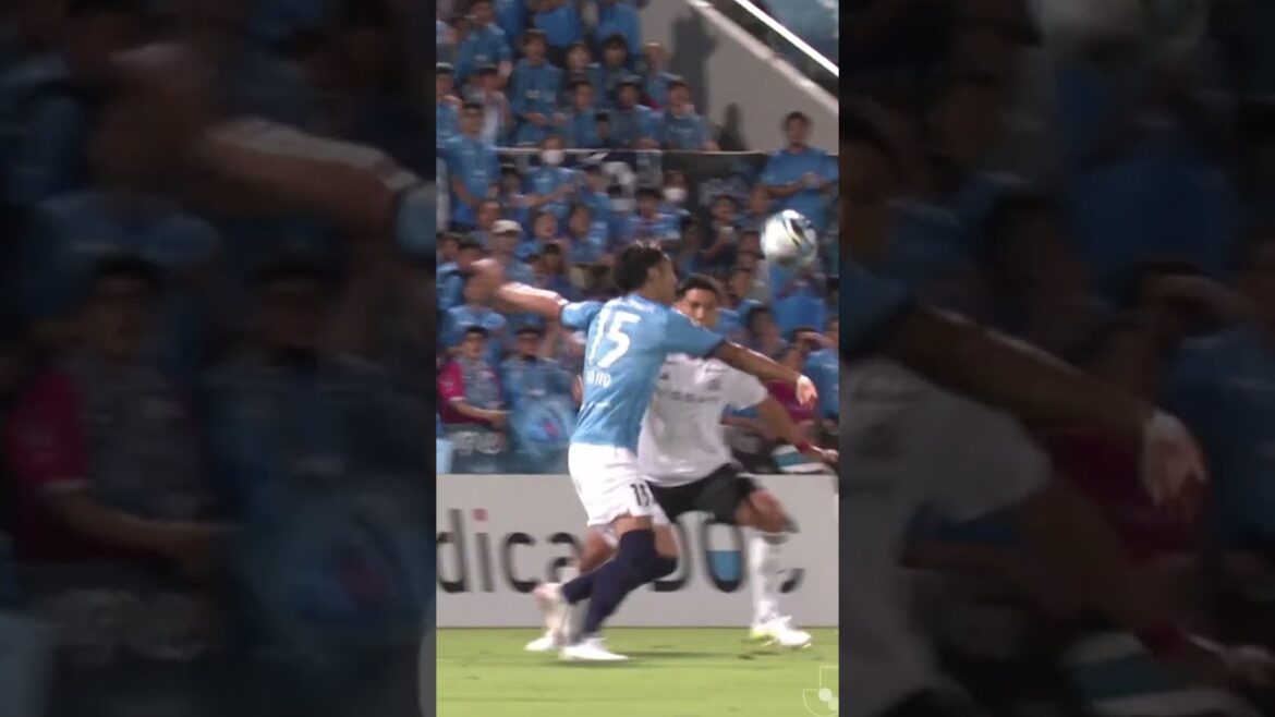 【"衝撃" 勝ち越しボレー炸裂💥】#伊藤翔 選手が胸トラップからダイレクトでボレーシュートを叩き込んだ❗【ゴール動画】