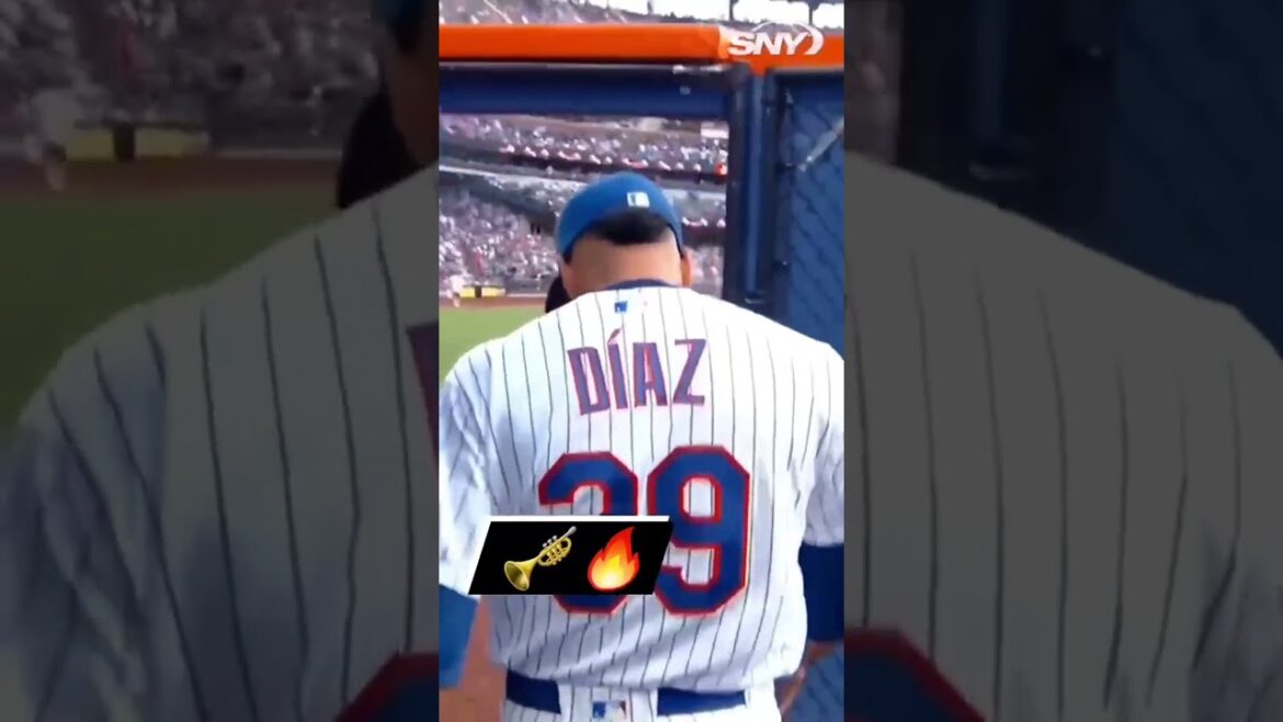 Another epic entrance for the best closer in the game, Edwin Diaz 🔥🔥🔥