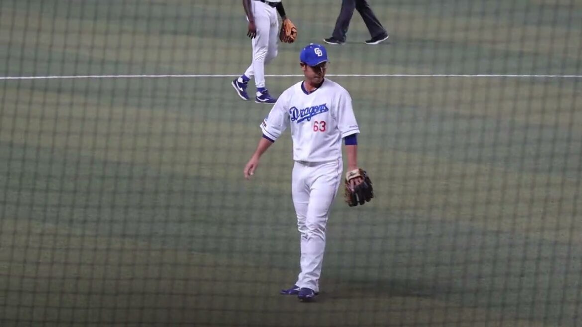 2023.09.25 堂上直倫ボール回し