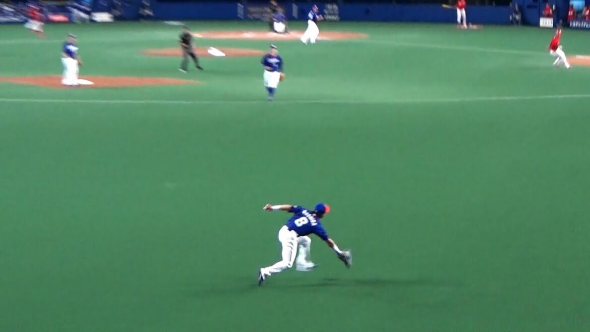 10/30 大島洋平スーパーキャッチからのダブルプレー