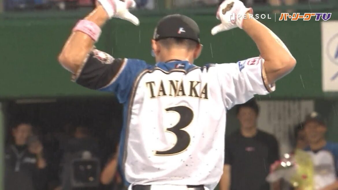 田中賢が雨中のヘッスラ!?(素材提供:杉谷拳士) 田中賢が雨中のヘッスラ!?(素材提供:杉谷拳士)