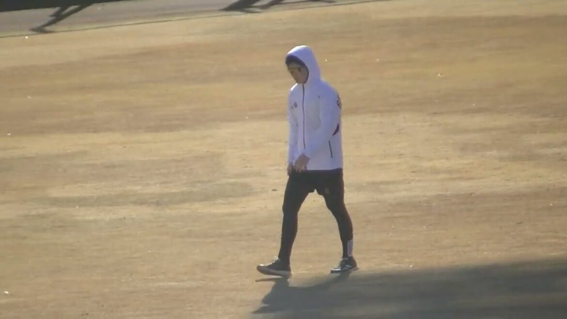 小沼健太がやり投げトレーニング〜ジャイアンツ球場 読売ジャイアンツ選手自主トレ2024年1月16日