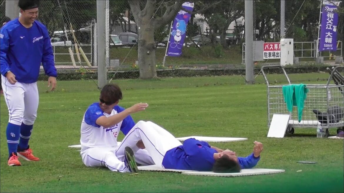 ボールを使ったストレッチが上手く出来なさすぎて先輩に大ウケされる高橋宏斗。侍ジャパンへ参加した成果は…？(2023/2/15、27)