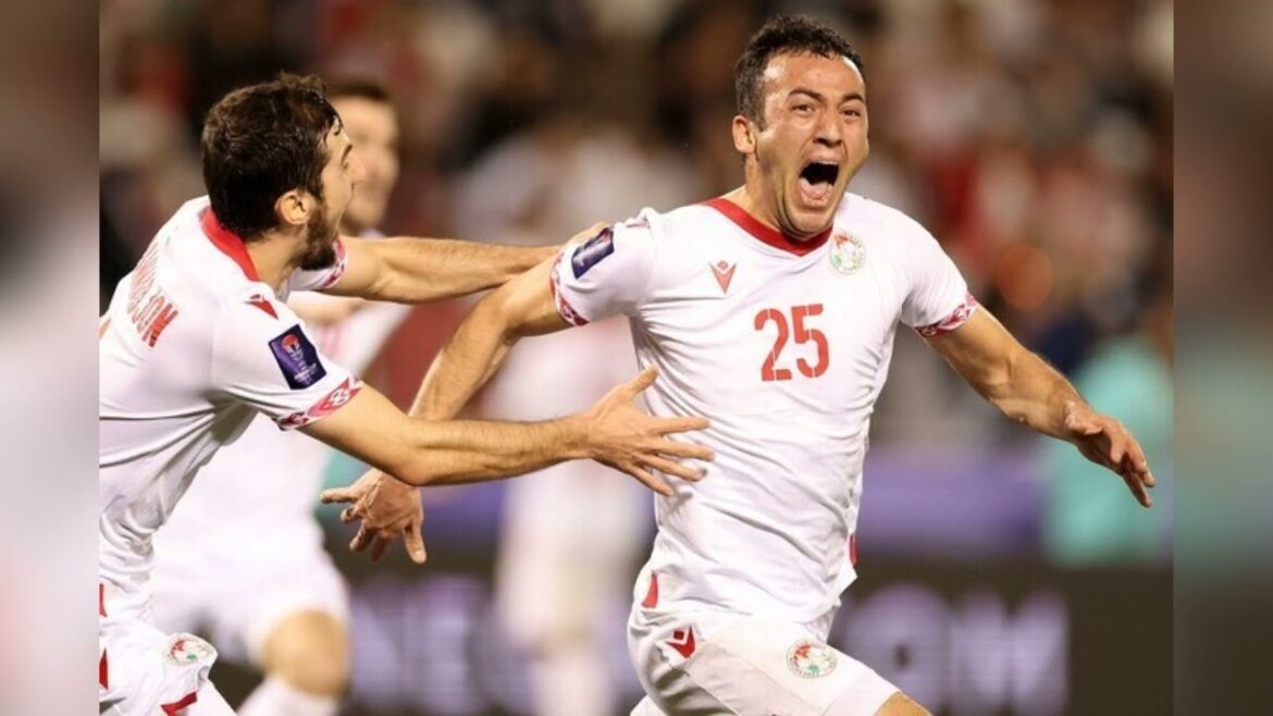 「初めて見たわw」「何があったの？」タジキスタン対レバノン、衝撃の“後半AT16分”にファン驚き「本田圭佑に解説してほしかった」