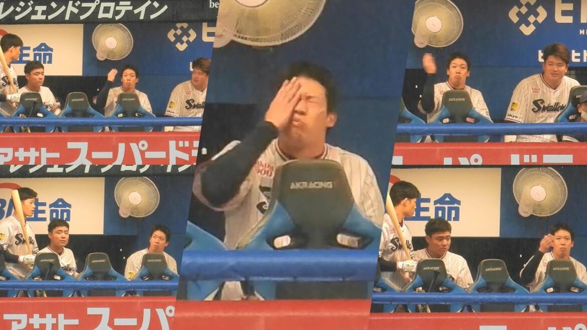 【顔芸】山田哲人、塩見が払った水飛沫が顔に当たりジェスチャー交えてクレームを入れる【CSファイナル 第2戦】【ヤクルトスワローズ】2022年10月13日 阪神戦