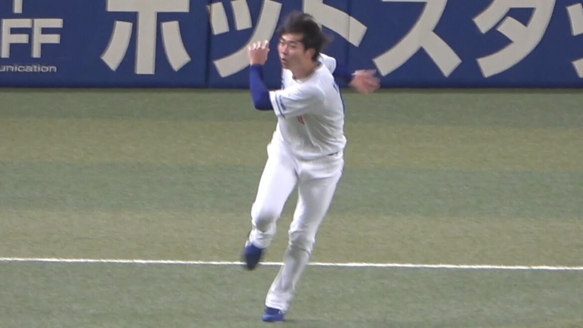 何もない所で2度も躓く髙橋宏斗、しかし軽やかな身のこなしで颯爽と走り去る (2023/04/15)