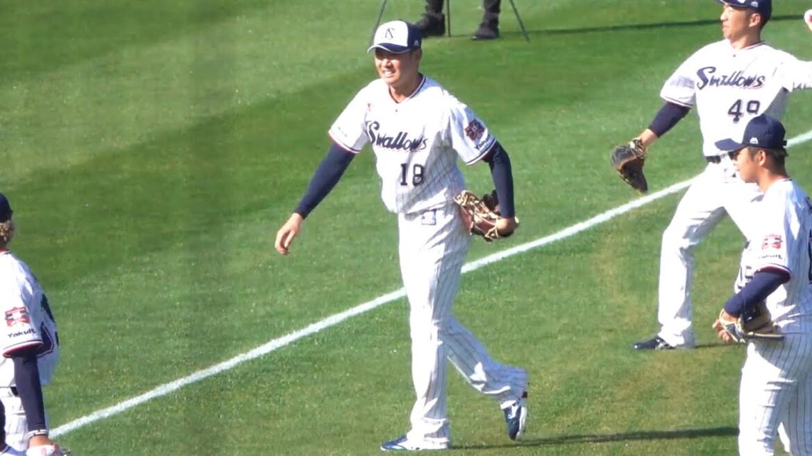 おかえりなさい！奥川恭伸＆山野太一 笑顔でキャッチボール！ 東京ヤクルトスワローズ 浦添キャンプ 2024/02/01