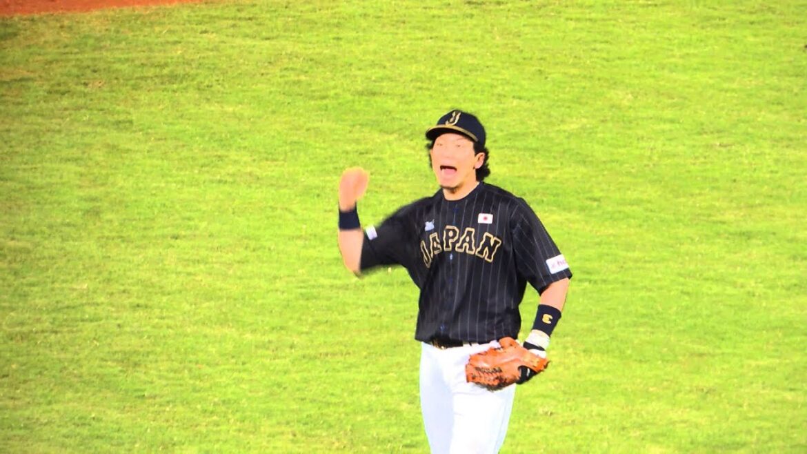 松田宣浩滿貫砲 換局時招牌握拳動作 答謝台灣球迷