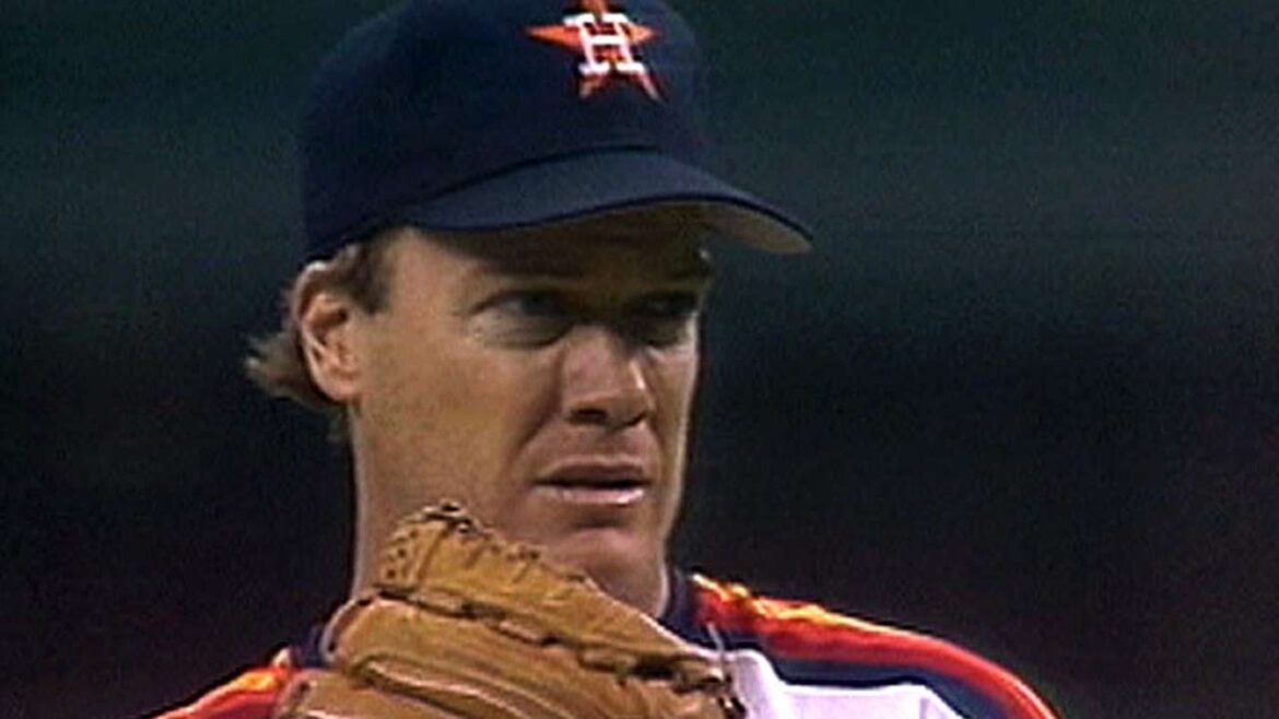 Scott throws a one-hit shutout Scott throws a one-hit shutout