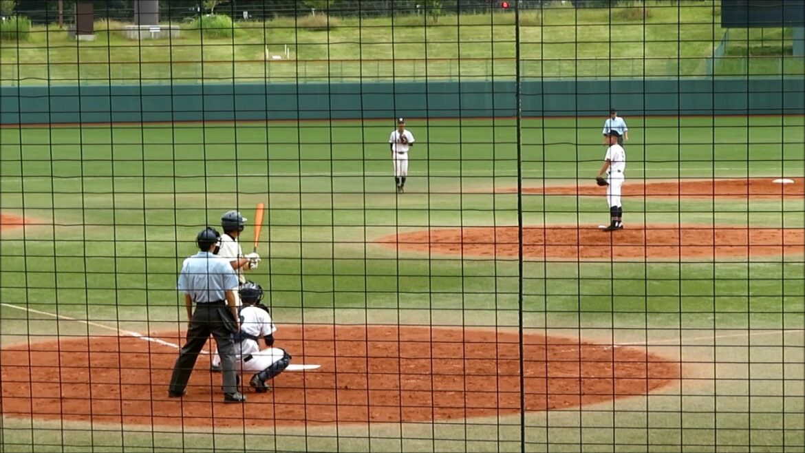 尾道商業高校・徳毛太一三塁手（１年）
