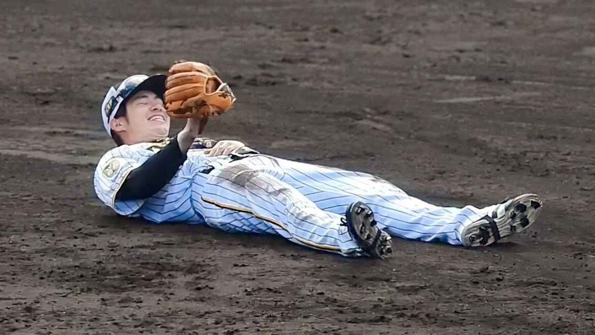 【一人だけ泥だらけ】鬼のような打球と連携ミスで珍しく何度もノックのやり直しをしてしまう中野拓夢【阪神春季キャンプ】2024.2.6