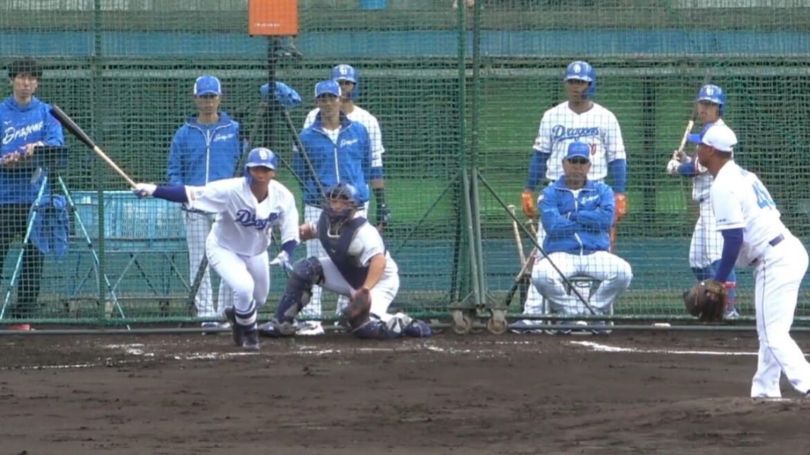 シート打撃。高橋周平がルーキー土生の低めの落ちるボールを捉える技ありヒット！（2024年2月7日）