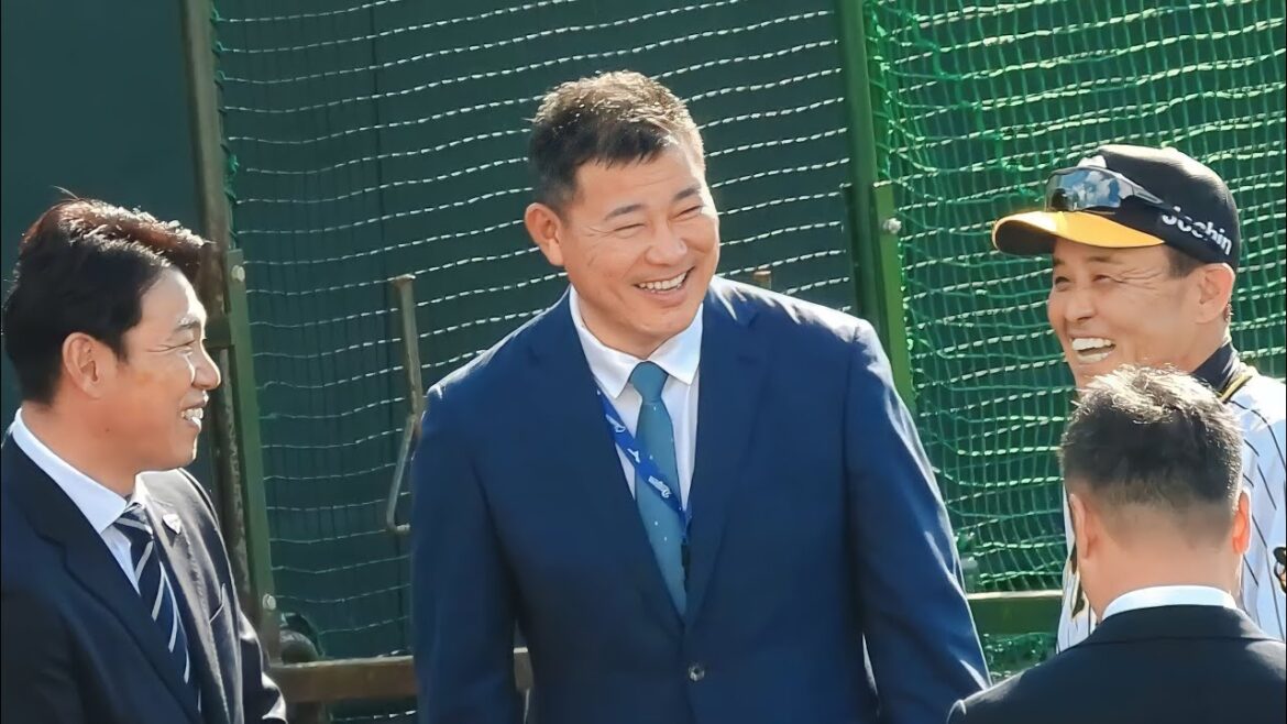 【豪華3ショット】侍ジャパン・井端監督と岡田監督の会話にヌルッと入り込む福留孝介。会話が弾んで３人ともニッコニコ【阪神春季キャンプ】2024.2.2