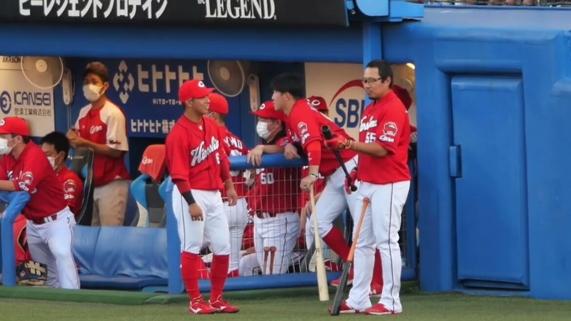 羽月のバットをチェック！スタメンにご機嫌そうな松山竜平｜広島東洋カープ｜2022年7月24日