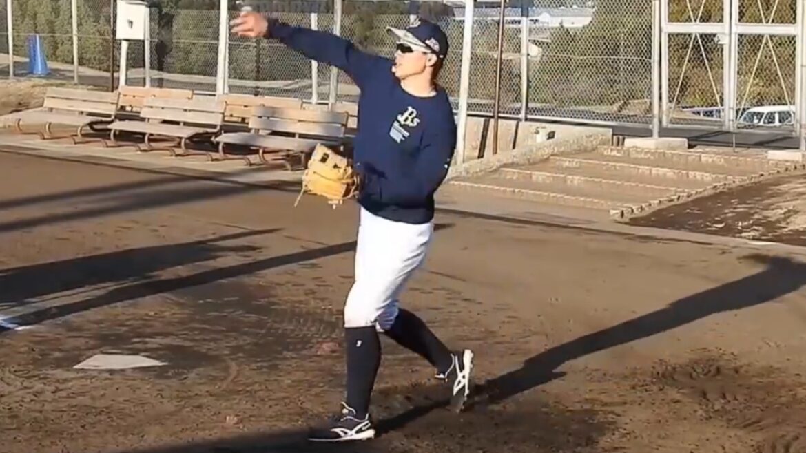 守備の名手 オリックス 安達了一 キャッチボール 2017 バファローズ 宮崎キャンプ