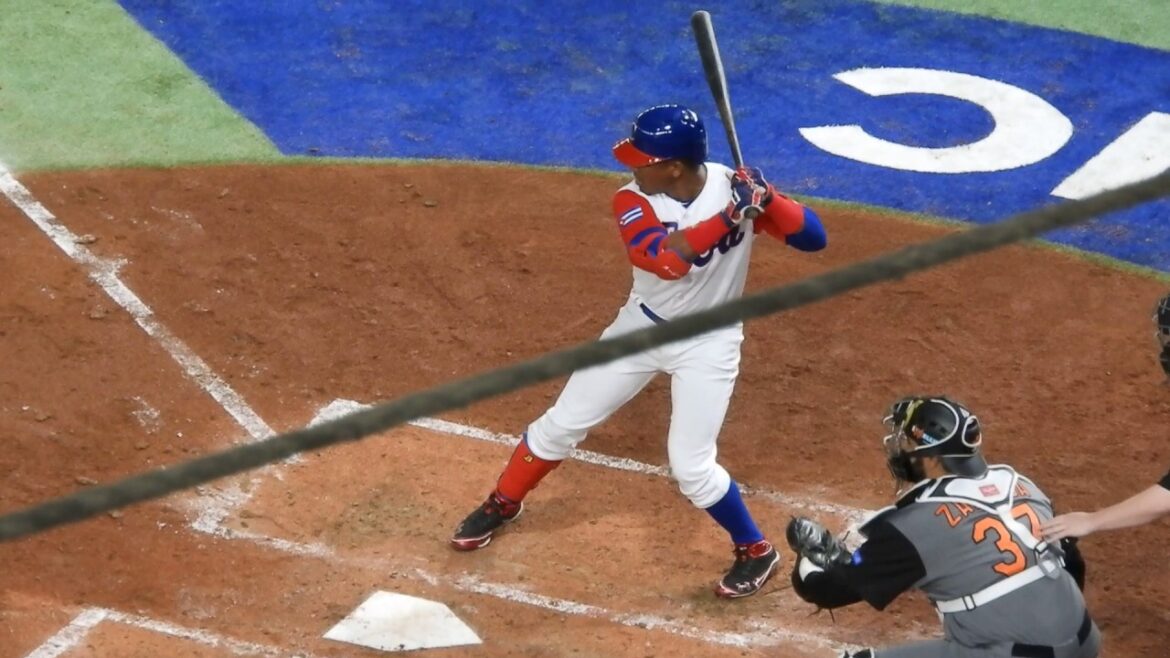 【キューバ】2017.03.15 千葉ロッテマリーンズ ロエル・サントス【WBC】