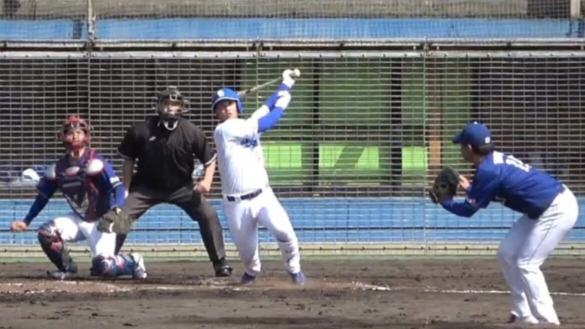 石橋康太、あと少しでホームランとなるセンターフェン直のスリーベース！（2024年2月10日）