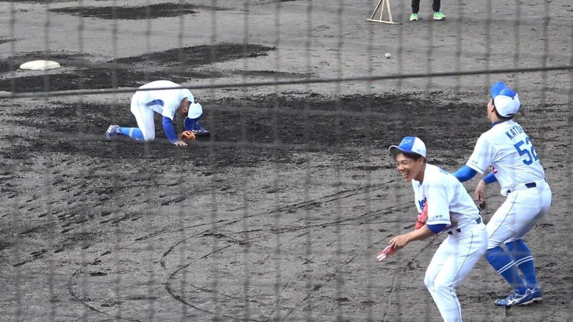 田中幹也がノック50本連続ノーエラーに挑戦するも41本目で失敗！大島と加藤翔平ガックシ（笑）大島「帰りま～す」（2024年2月10日）