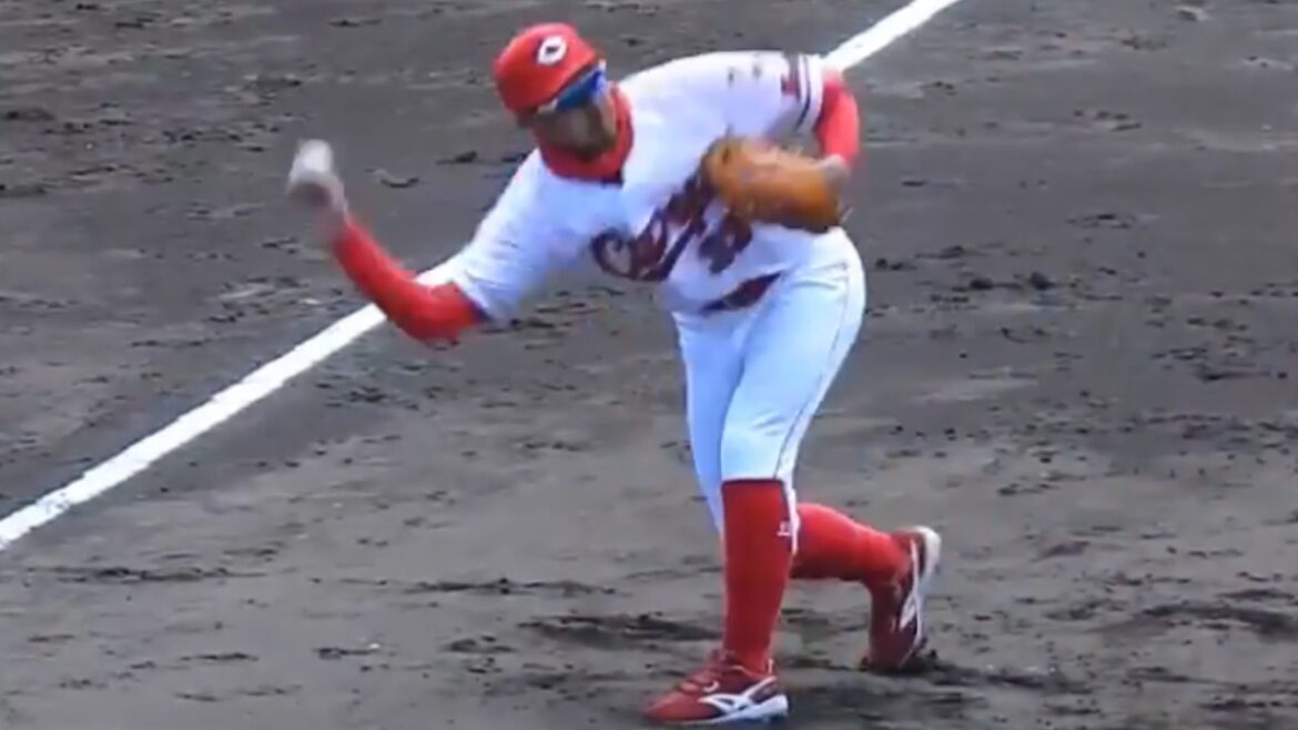 セカンドの名手はサードでもスゴい！ 菊池涼介 ノック 守備練習 2017 カープ 日南キャンプ Ryosuke Kikuchi