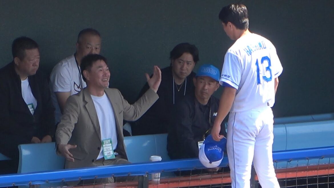 背番号13の後輩・橋本にアドバイスを送る岩瀬仁紀さん！ (2024/02/13)