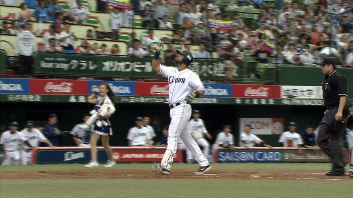 【プロ野球パ】メヒア、お見事な本塁打で同点に！東明の失投を捉えた第26号ソロ弾 2015/09/23 L-Bs