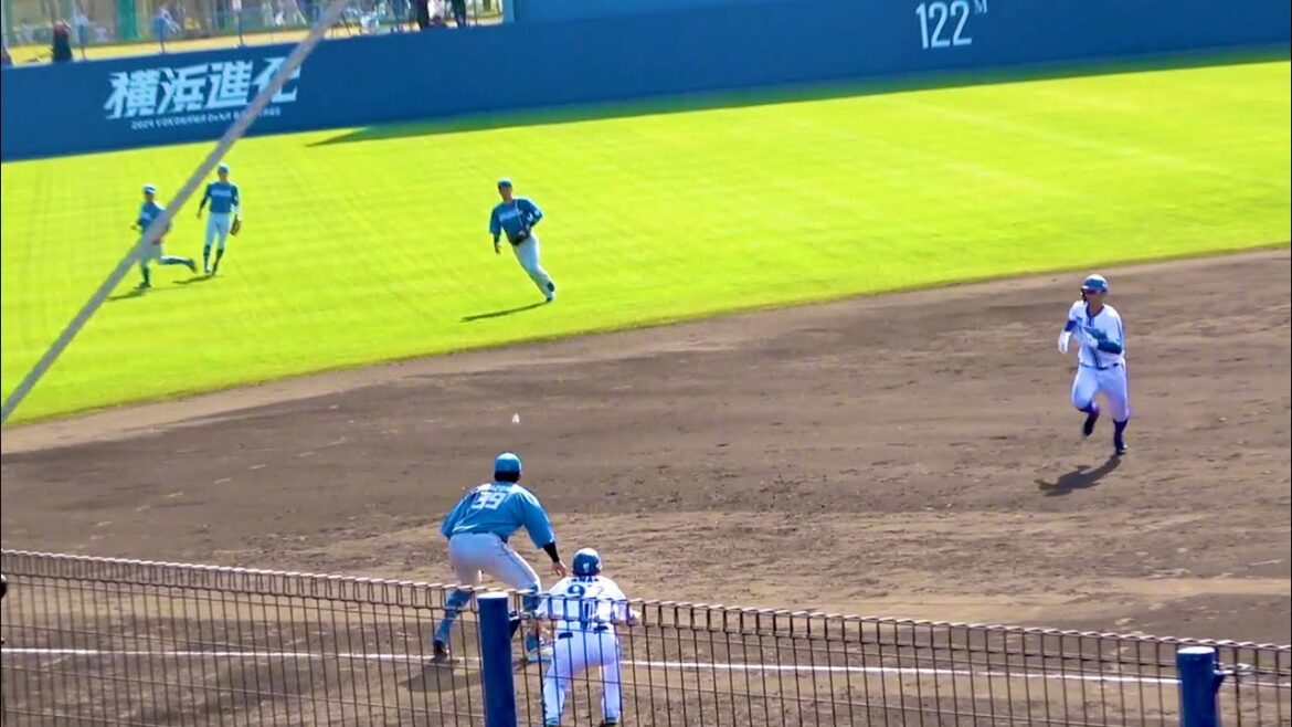 【珍】 レフトゴロw 江越のナイス守備で京田陽太が間に合わず！ 勝又温史 横浜DeNAベイスターズ 2024/2/15